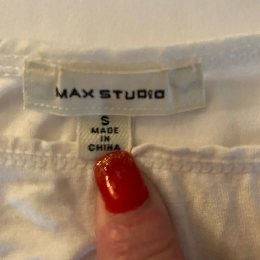 Max Studio white tie front billow flutter sleeve tee, Sz. S